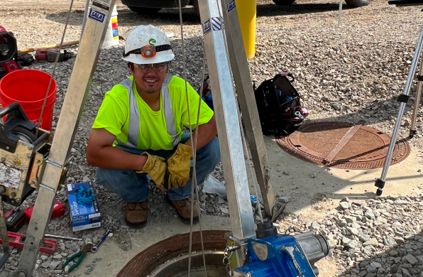 Gripp employee onsite underground